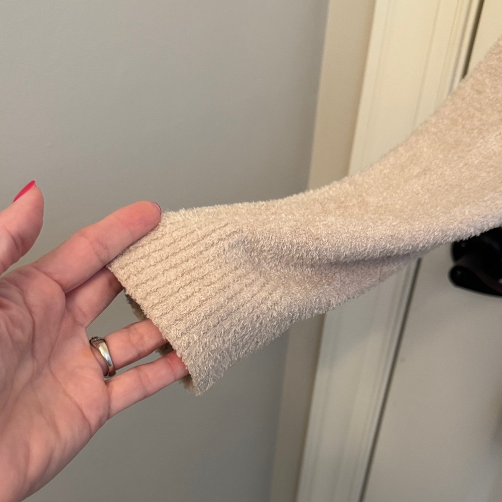 Barefoot Dreams Cozy Tan Cardigan - Picture 4 of 5